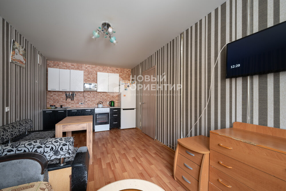 г. Березовский, ул. Старателей, 15 (городской округ Березовский) - фото квартиры (1)