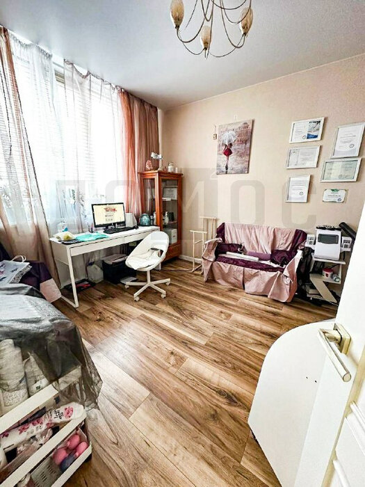 г. Среднеуральск, ул. Лесозаводской переулок, 6/8 (городской округ Среднеуральск) - фото таунхауса (6)