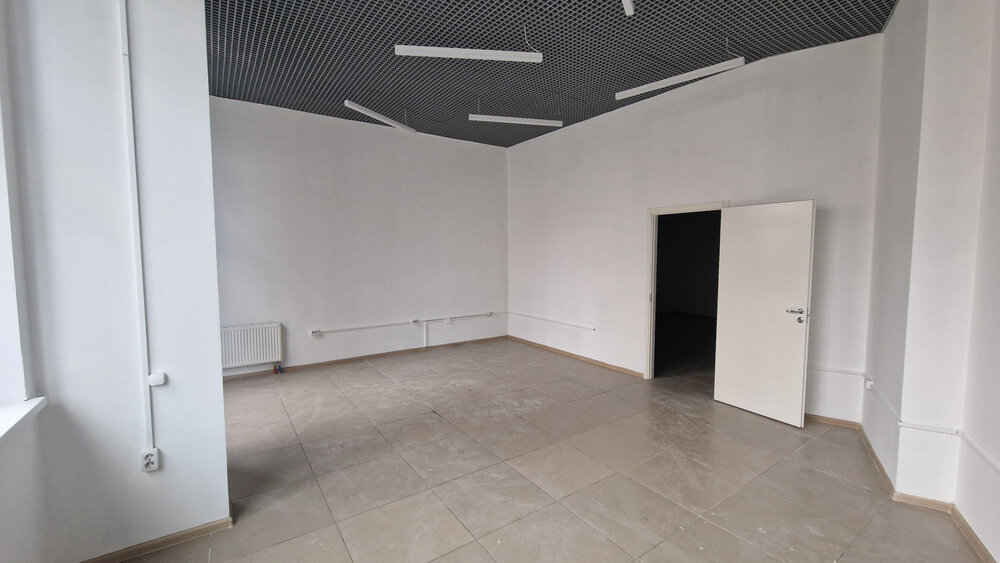 Екатеринбург, ул. Академика Парина, 41/2 - фото торговой площади (4)