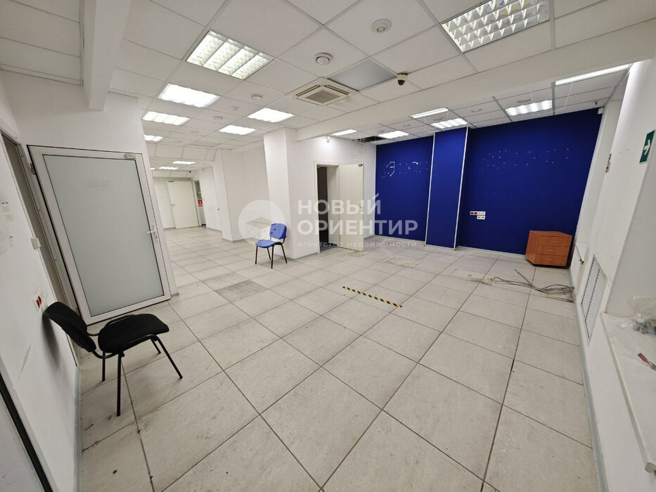 Екатеринбург, ул. 8 Марта, 130 - фото торговой площади (5)