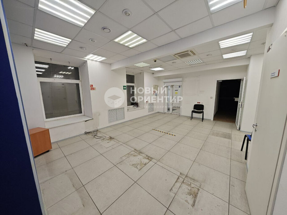 Екатеринбург, ул. 8 Марта, 130 - фото торговой площади (6)