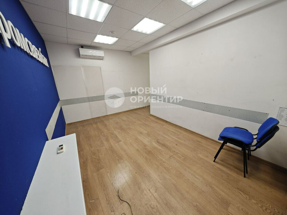 Екатеринбург, ул. 8 Марта, 130 - фото торговой площади (8)