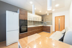 Екатеринбург, ул. Сызранский, 17 (Вторчермет) - фото квартиры