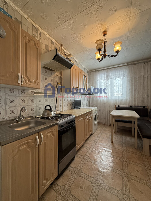 г. Каменск-Уральский, ул. Суворова, 17 (городской округ Каменский) - фото квартиры (1)