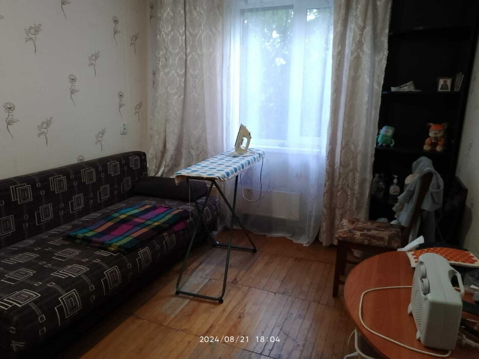 Екатеринбург, ул. Ленинградская, 18 (Юго-Западный) - фото комнаты (1)