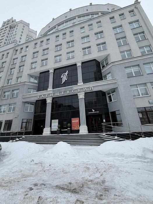 Екатеринбург, ул. Татищева, 49 (ВИЗ) - фото квартиры (1)