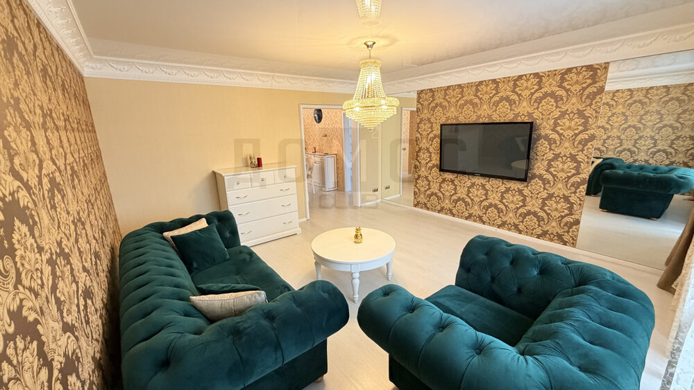 Екатеринбург, ул. Чкалова, 250 (УНЦ) - фото квартиры (1)