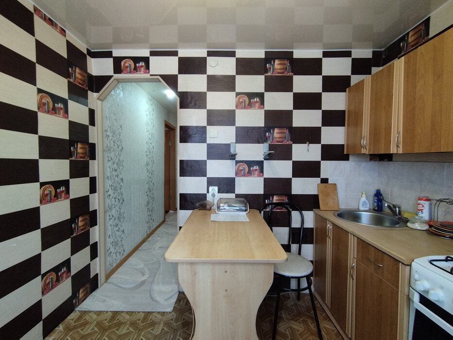 п. Буланаш, ул. Физкультурников, 1а (городской округ Артемовский) - фото квартиры (3)