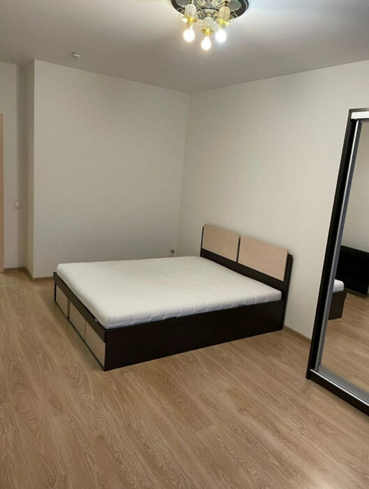 Екатеринбург, ул. Щорса, 54А (Автовокзал) - фото квартиры (1)