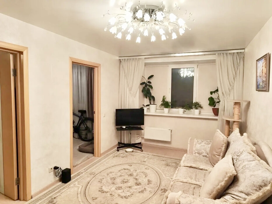 Екатеринбург, ул. Цвиллинга, 16 (Автовокзал) - фото квартиры (2)