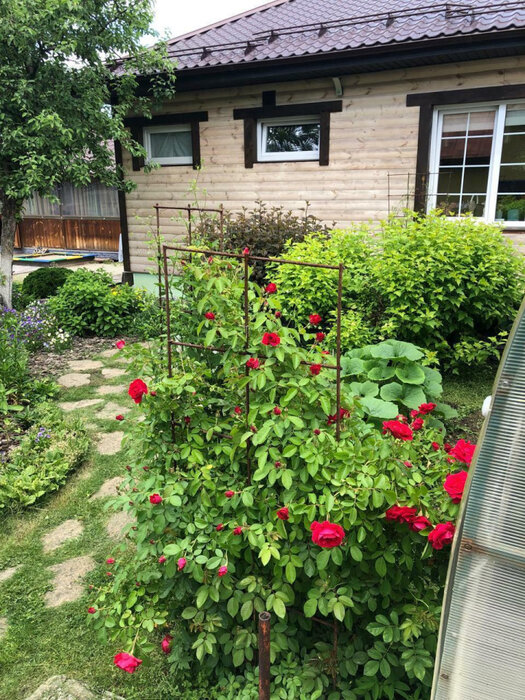 п. Гагарский, к/с  сад Гагарский (городской округ Белоярский) - фото сада (3)