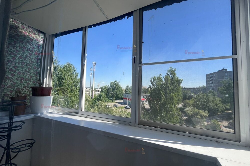 г. Первоуральск, ул. Емлина, 12б (городской округ Первоуральск) - фото квартиры (5)