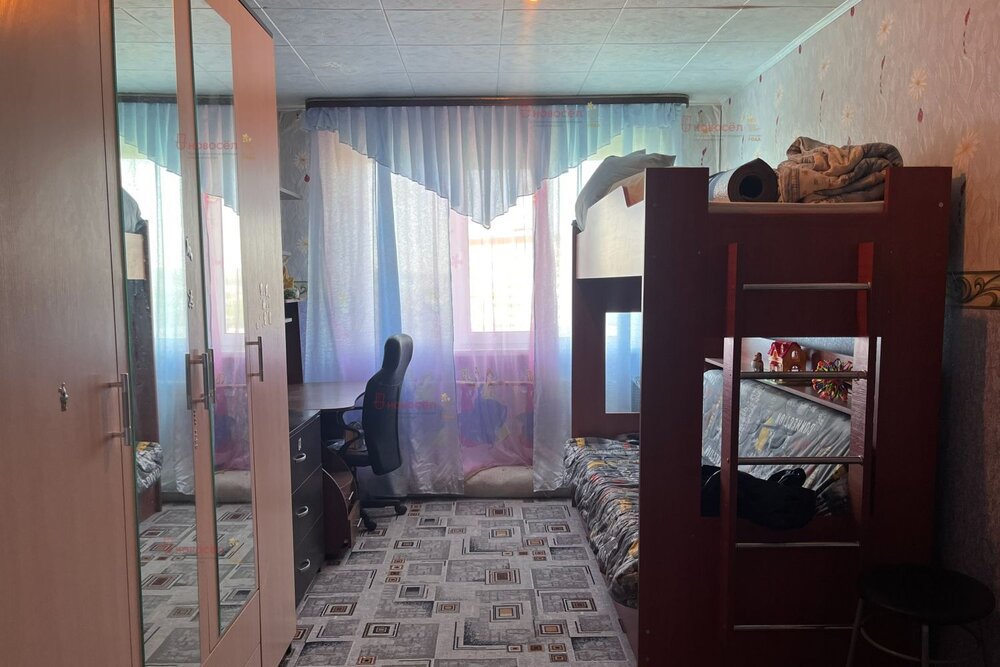 г. Первоуральск, ул. Емлина, 12б (городской округ Первоуральск) - фото квартиры (6)