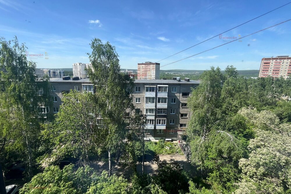 г. Первоуральск, ул. Емлина, 12б (городской округ Первоуральск) - фото квартиры (7)