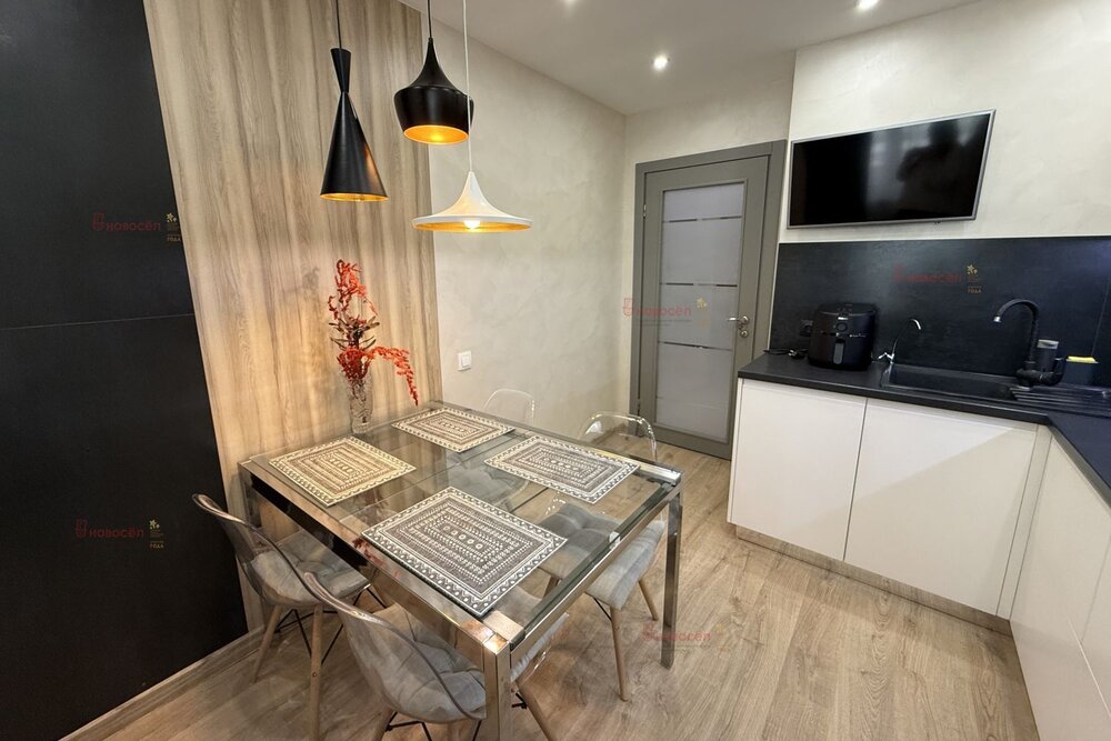 Екатеринбург, ул. Латвийская, 55 (Компрессорный) - фото квартиры (5)