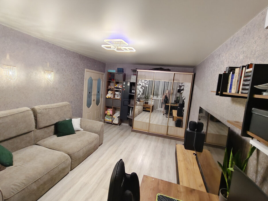 Екатеринбург, ул. Черепанова, 8 (Заречный) - фото квартиры (2)