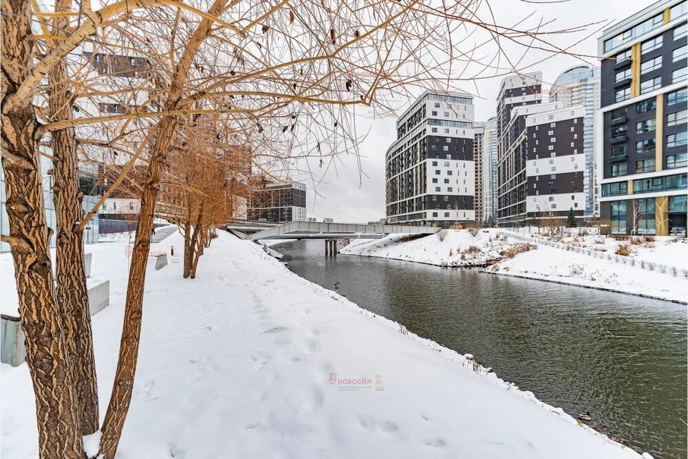 Екатеринбург, ул. Ткачей, 13 (Парковый) - фото гаража (1)