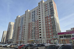 Екатеринбург, ул. Хрустальногорская, 84 (Широкая речка) - фото квартиры