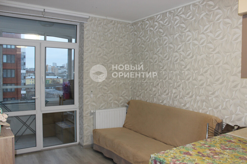 Екатеринбург, ул. Азина, 22/2 (Центр) - фото квартиры (2)