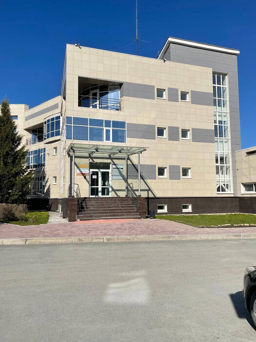 Екатеринбург, ул. Барвинка, 21 (УНЦ) - фото офисного помещения (2)