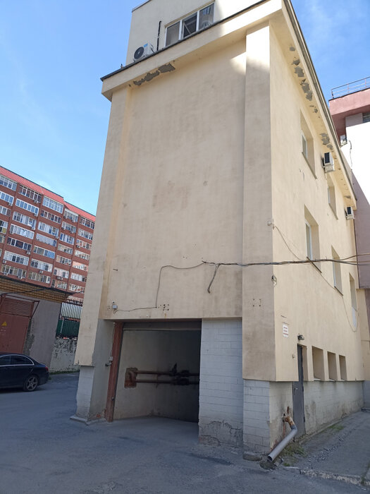 Екатеринбург, ул. Хохрякова, 72 (Центр) - фото гаража (5)