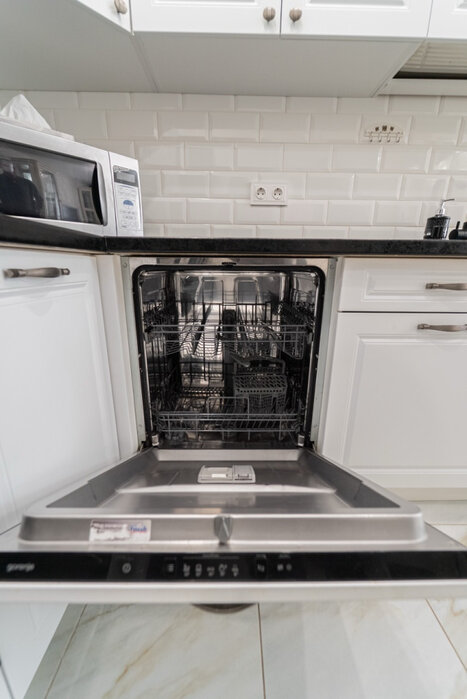 Екатеринбург, ул. Азина, 22/2 (Центр) - фото квартиры (5)