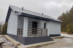 п. Прохладный, ул. Турмалиновая,   (городской округ Белоярский) - фото дома