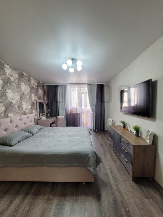 Екатеринбург, ул. Чкалова, 241 (УНЦ) - фото квартиры (5)