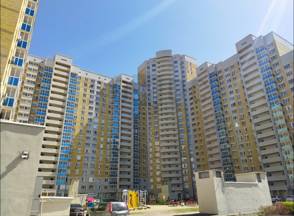 Екатеринбург, ул. Библиотечная, 45 (Втузгородок) - фото квартиры (1)