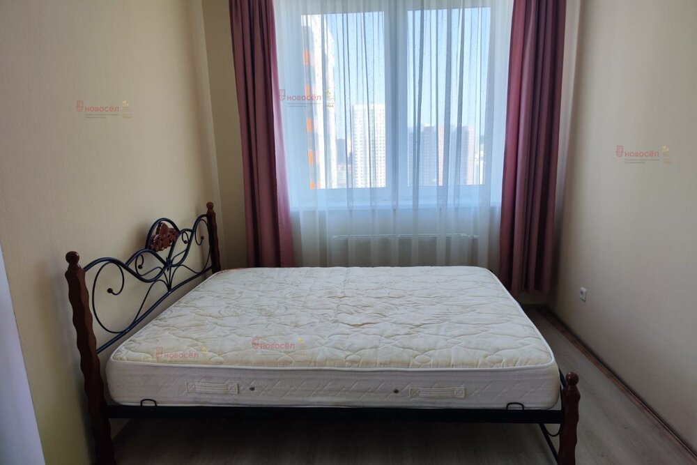 Екатеринбург, ул. Чапаева, 79 (Автовокзал) - фото квартиры (1)