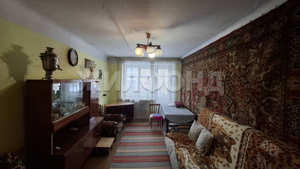 г. Верхняя Салда, ул. Карла Маркса, 13 (городской округ Верхнесалдинский) - фото квартиры (1)