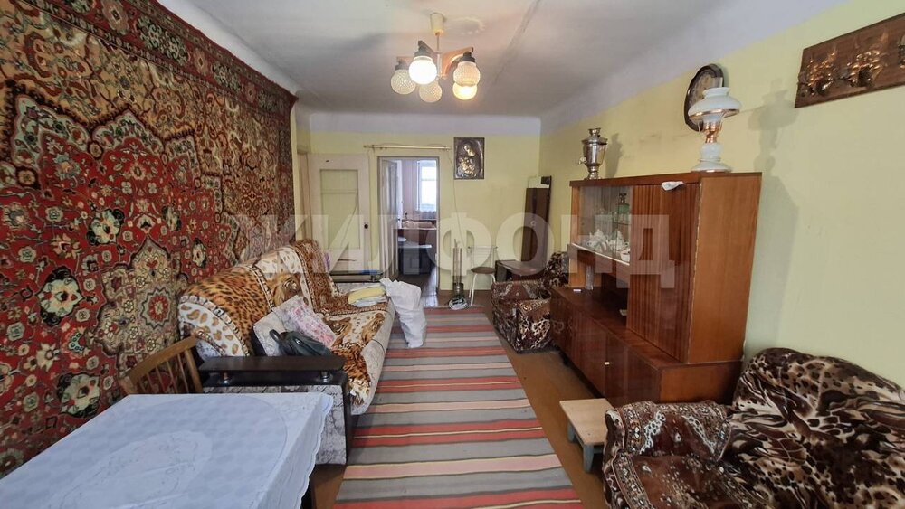 г. Верхняя Салда, ул. Карла Маркса, 13 (городской округ Верхнесалдинский) - фото квартиры (2)