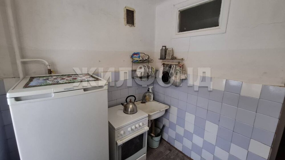 г. Верхняя Салда, ул. Карла Маркса, 13 (городской округ Верхнесалдинский) - фото квартиры (8)