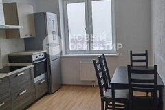 Екатеринбург, ул. Степана Разина, 122 (Автовокзал) - фото квартиры