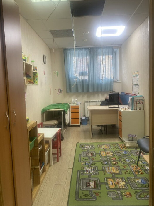 Екатеринбург, ул. Краснолесья, 47 (УНЦ) - фото офисного помещения (8)