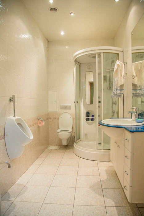 Екатеринбург, ул. Краснолесья, 47 (УНЦ) - фото офисного помещения (7)