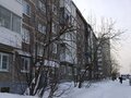 Продажа квартиры: г. Первоуральск, ул. Космонавтов, 3 (городской округ Первоуральск) - Фото 2