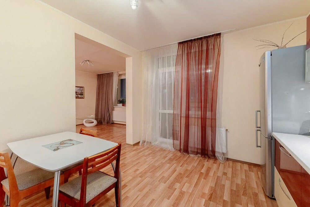 Екатеринбург, ул. Юлиуса Фучика, 5 (Автовокзал) - фото квартиры (4)