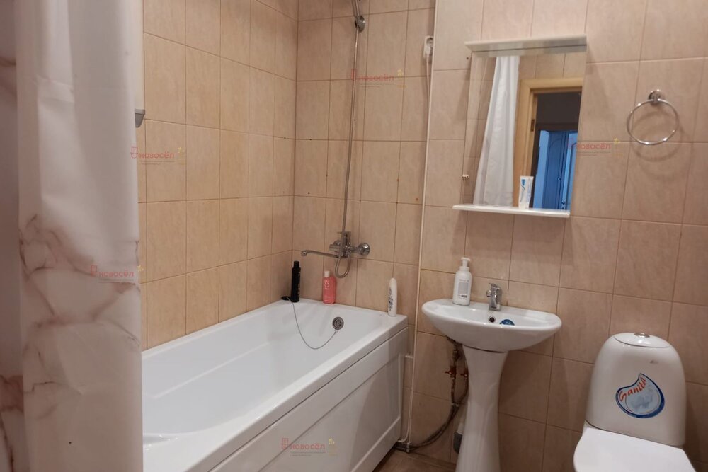 Екатеринбург, ул. Кузнечная, 83 (Центр) - фото квартиры (8)