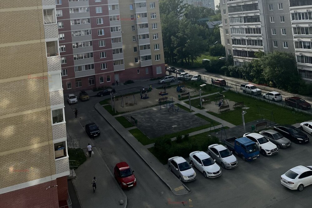 Екатеринбург, ул. Атмосферная, 11 (Кольцово) - фото квартиры (2)