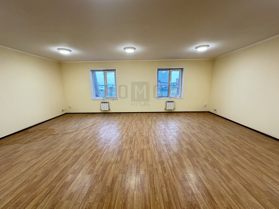 п. Большой Исток, ул. Победы, 2 (городской округ Сысертский) - фото склада (13)