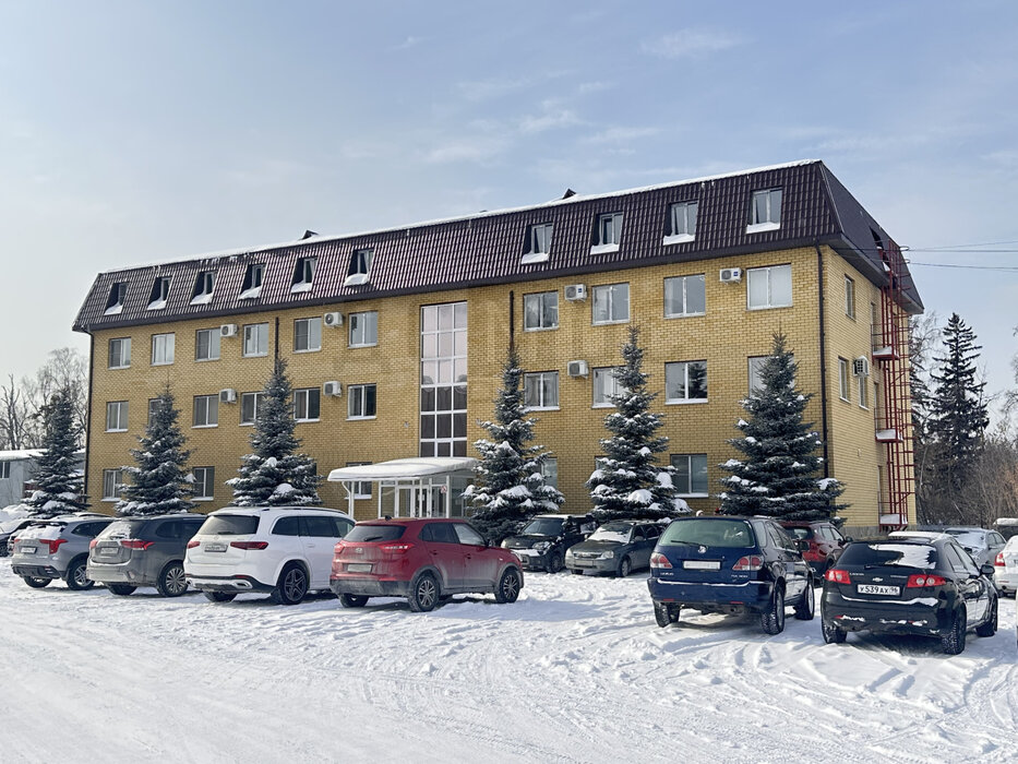 п. Большой Исток, ул. Победы, 2 (городской округ Сысертский) - фото склада (4)