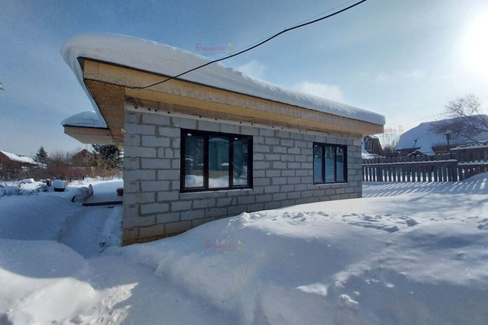 г. Березовский, ул. Воротникова, 70 (городской округ Березовский) - фото коттеджа (2)