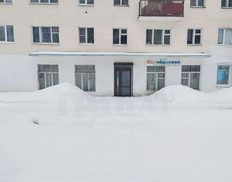 г. Асбест, ул. Ленина, 10 (городской округ Асбестовский) - фото торговой площади (3)