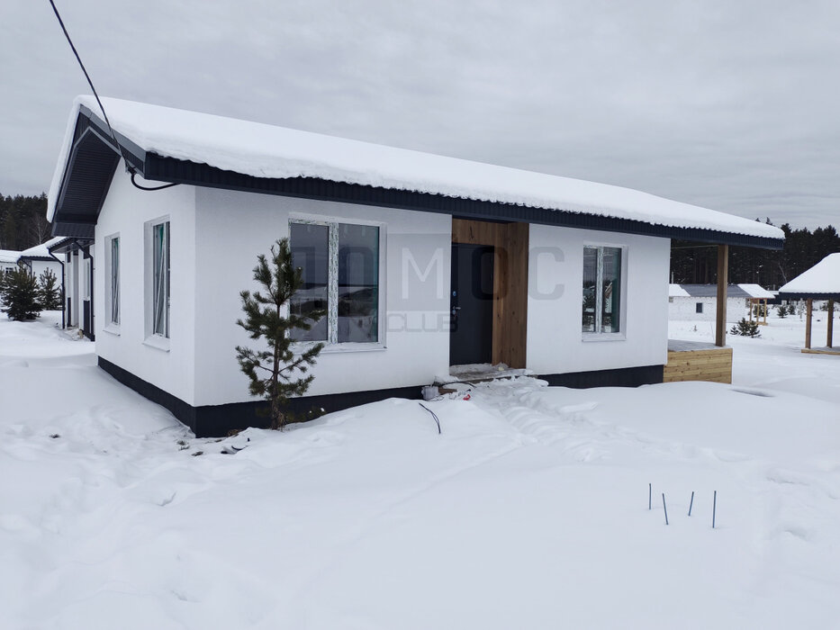 г. Сысерть, ул. Осенняя, 2 (городской округ Сысертский) - фото дома (1)