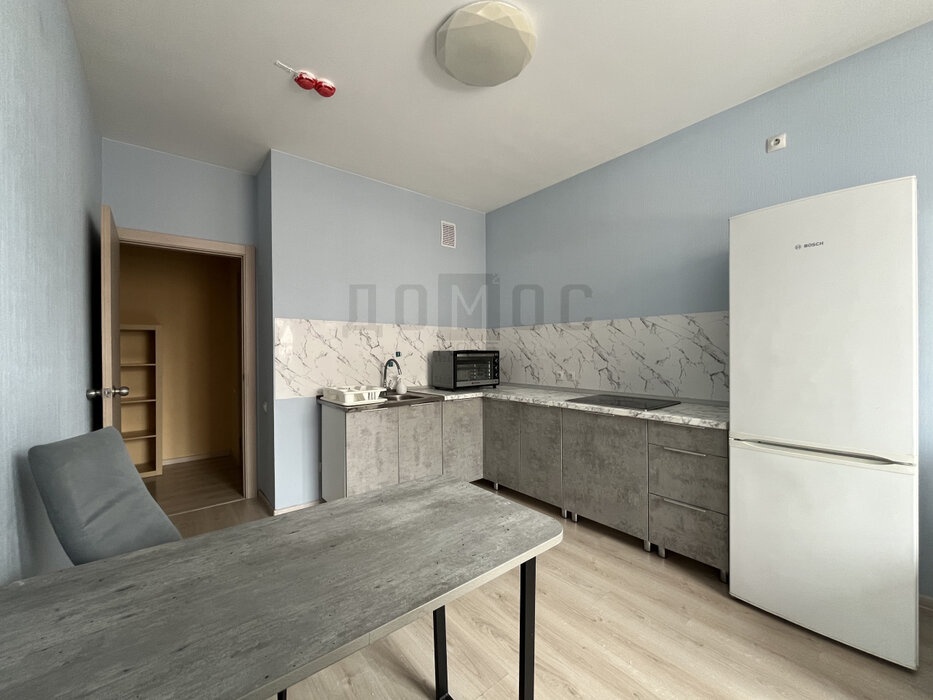 Екатеринбург, ул. Переходный, 3А (Автовокзал) - фото квартиры (5)