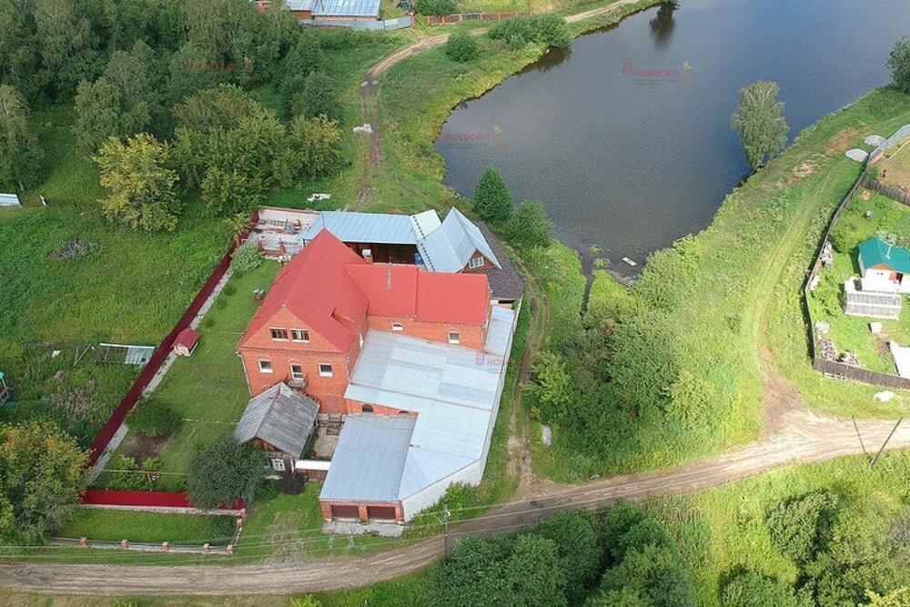 г. Березовский, ул. Зелёная, 18 (городской округ Березовский) - фото коттеджа (3)