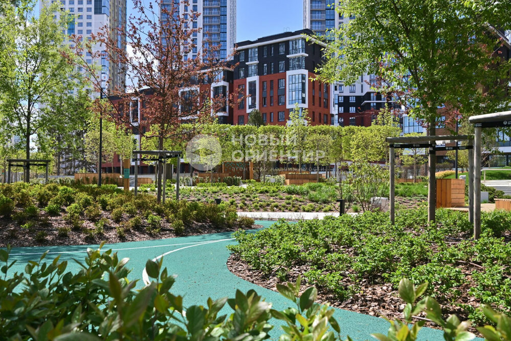 Екатеринбург, ул. Азина, 25 (Центр) - фото квартиры (1)