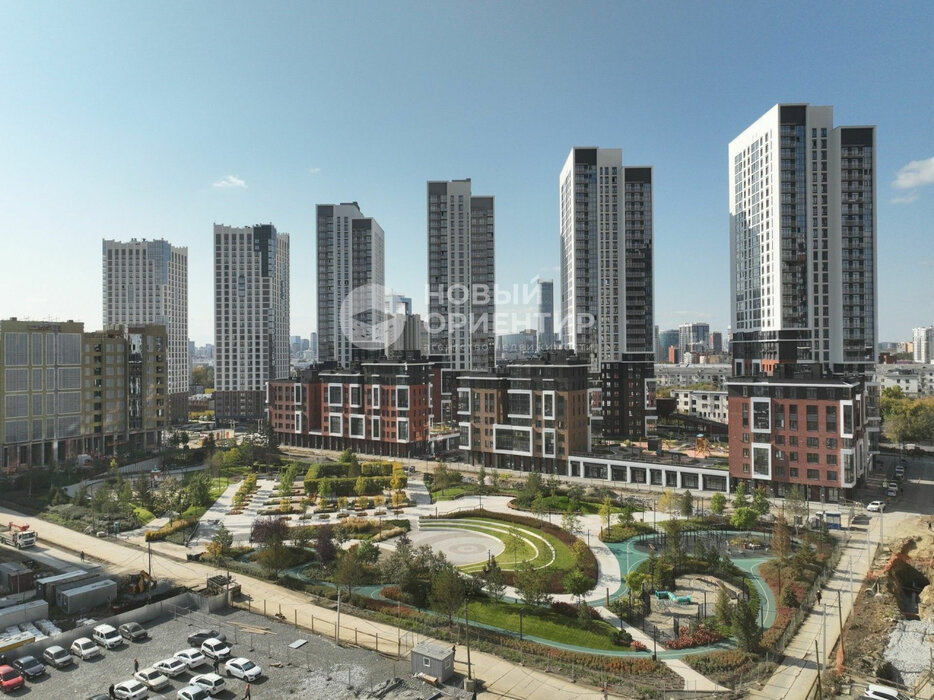 Екатеринбург, ул. Азина, 25 (Центр) - фото квартиры (3)