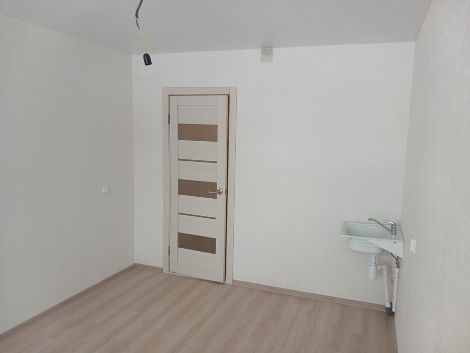 г. Среднеуральск, ул. Металлистов, 14 (городской округ Среднеуральск) - фото квартиры (4)